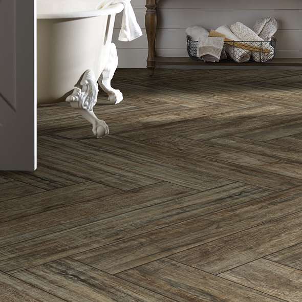 Bathroom tile flooring | Thornton Flooring